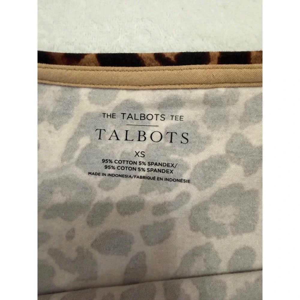 Talbots Tee Size XS Leopard Print 3/4 Sleeve Brown Cheetah Animal Print Top fall